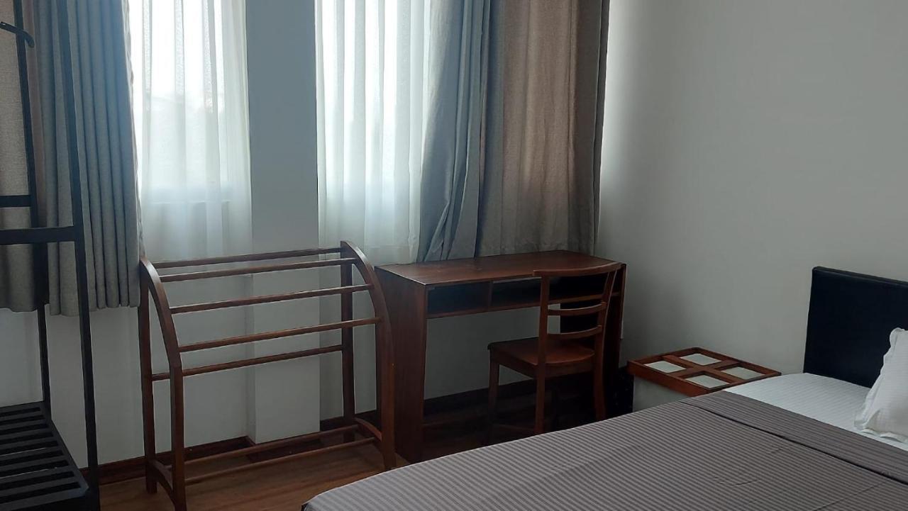 Jays Guest - Rajagiriya Colombo Hotel ภายนอก รูปภาพ