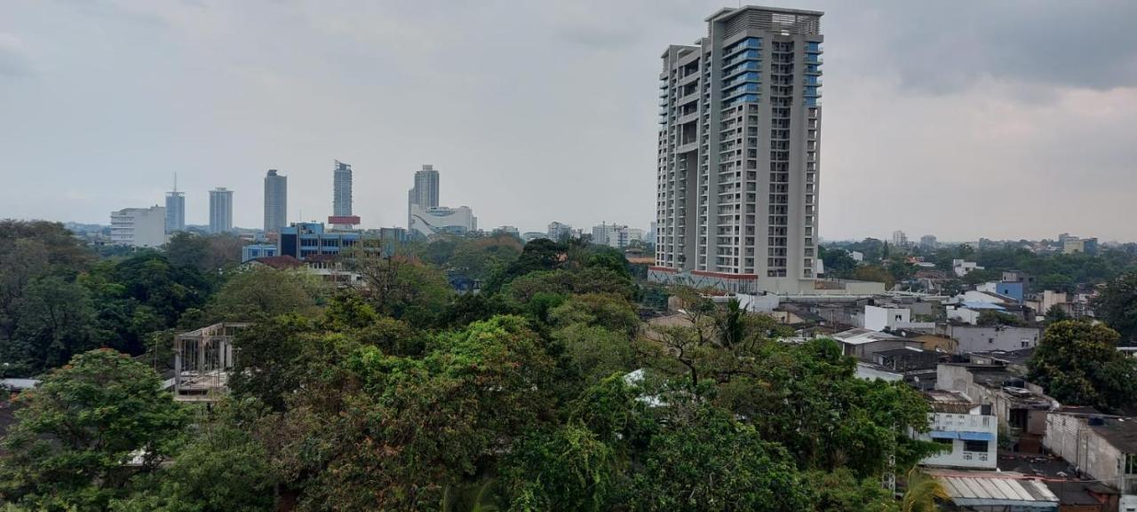 Jays Guest - Rajagiriya Colombo Hotel ภายนอก รูปภาพ